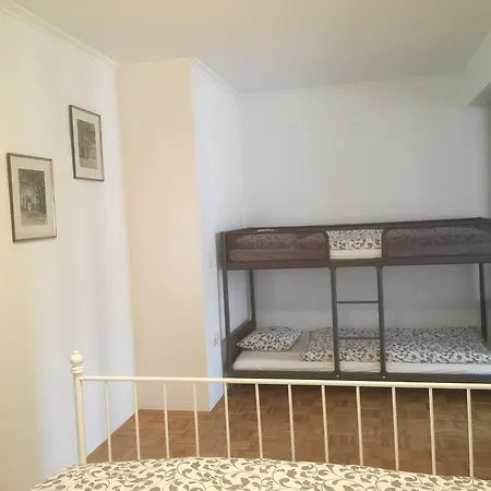 Cvetka Apartman *