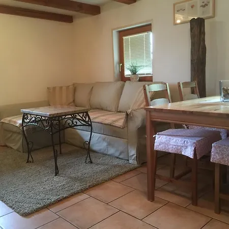 Cvetka Apartment