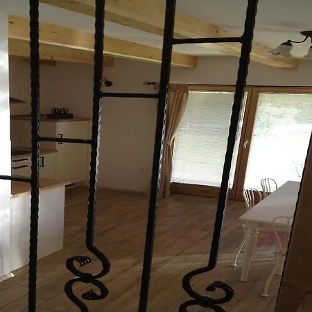 Cvetka Apartment *