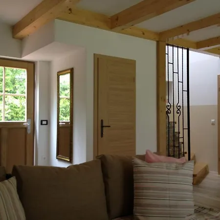 ツヴェツカ * ブレッド