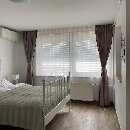 ツヴェツカ * ブレッド